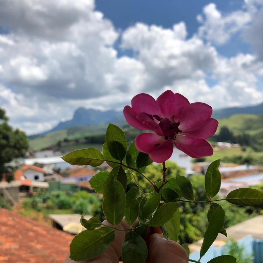 Pousada Recanto Das Flores Aiuruoca Exterior photo